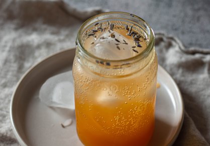 Cocktail abricot et sirop de lavande