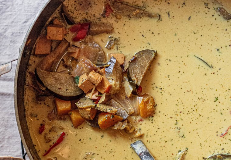 Curry de légumes d'automne et de tofu