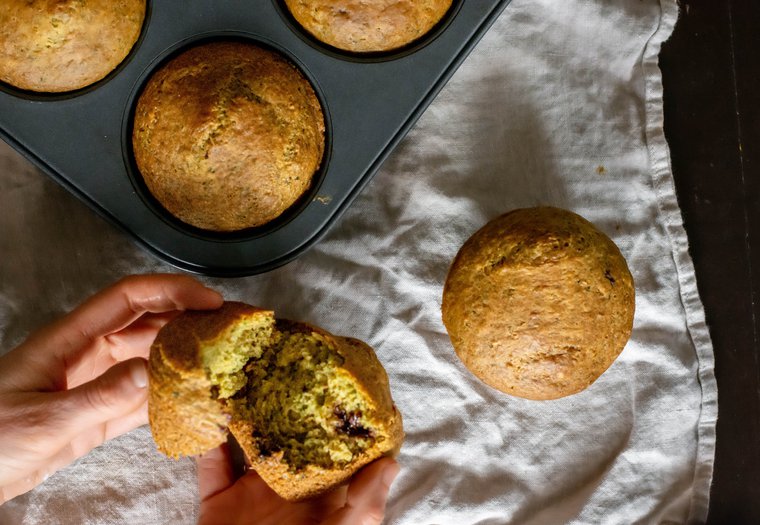 Muffins verts véganes aux pépites de chocolat